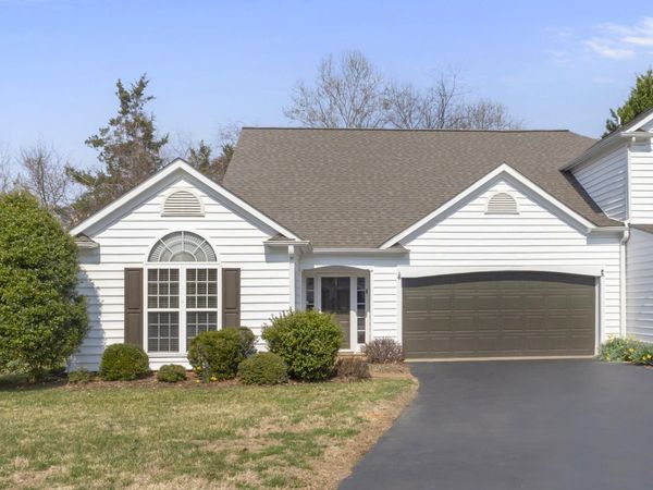 530 PEBBLE HILL CT, Charlottesville, VA 22903