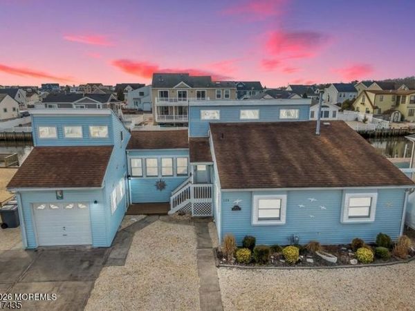 134 Eileen Ln, Stafford, NJ 08050