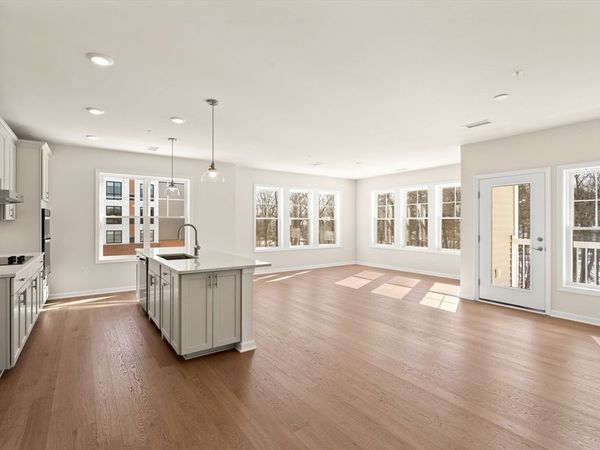 6 Stratton Drive, Unit 3307, Woburn, MA 01801