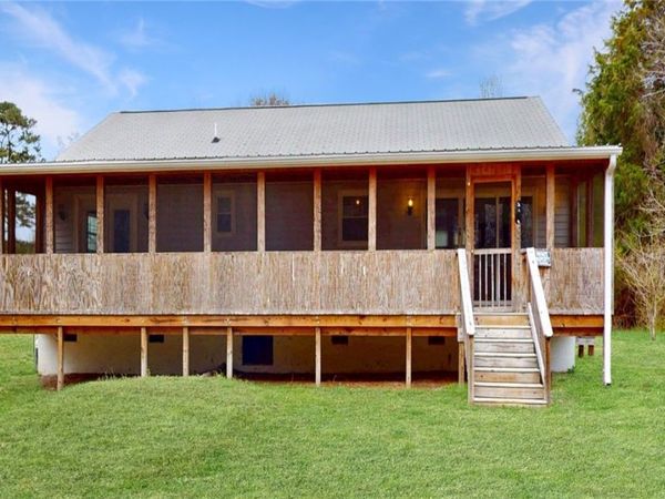 3764 Cappahosic Road , Gloucester, VA 23061