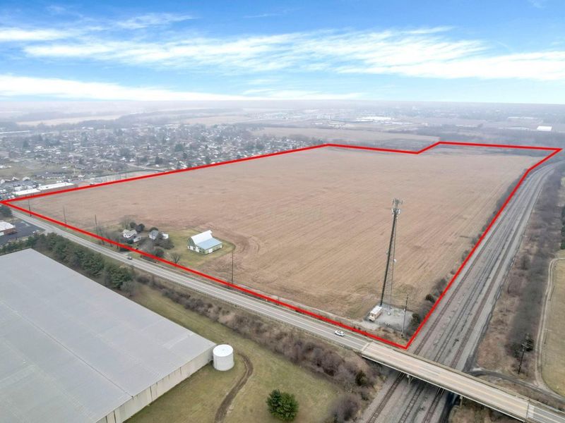 612 Tarlton Road, Circleville, OH 43113 Photo 2