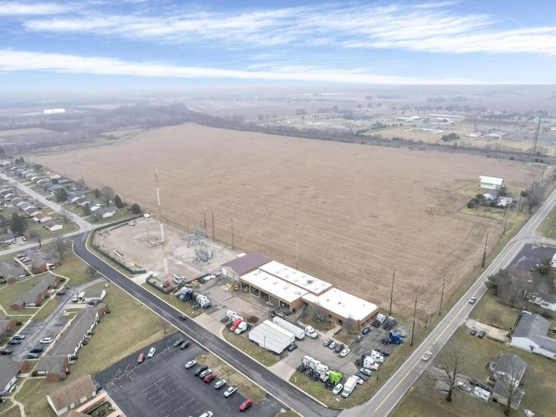 612 Tarlton Road, Circleville, OH 43113 Photo 5