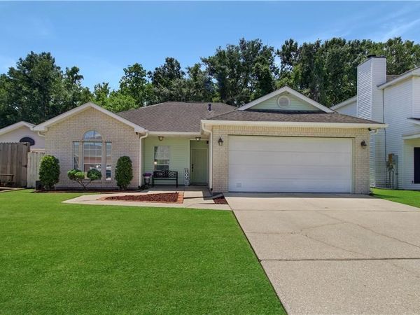 2505 DELTA POINTE Drive, Marrero, LA 70072
