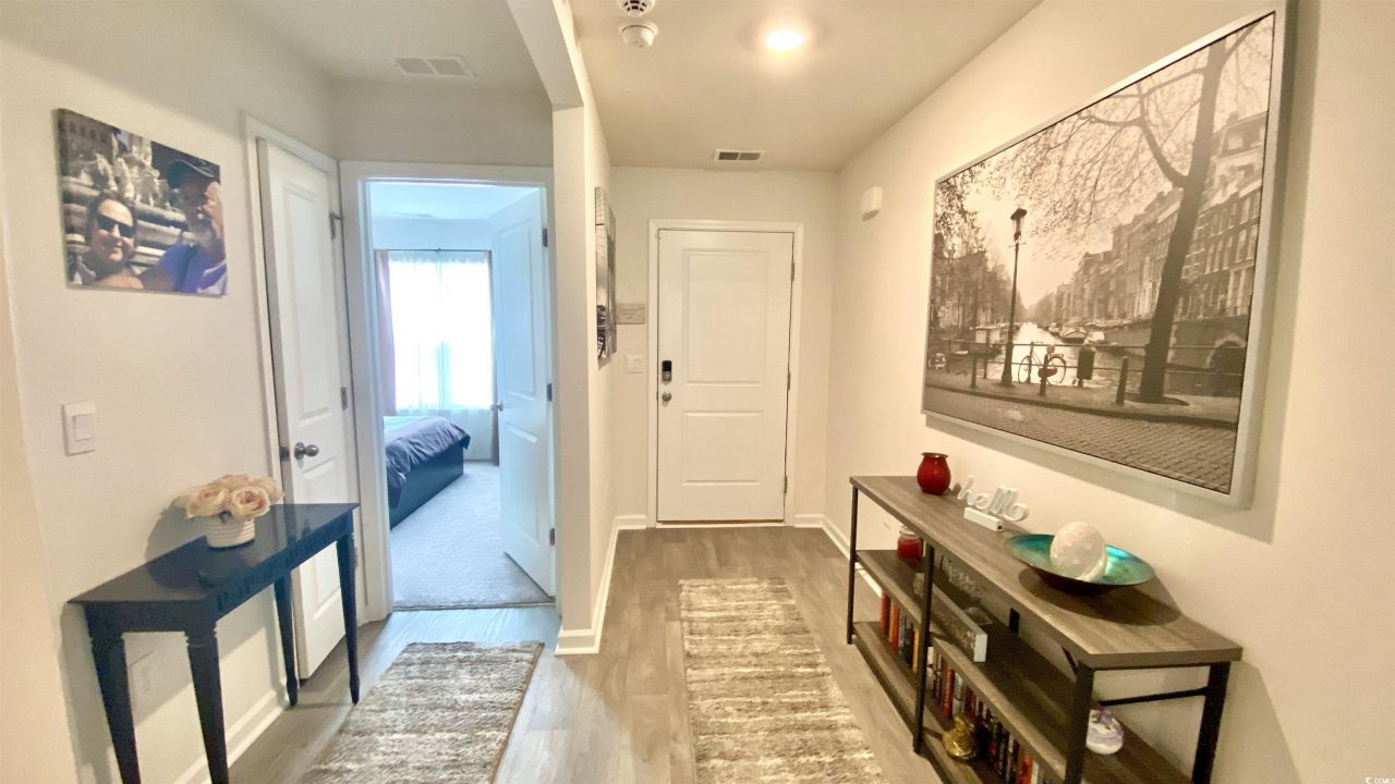 328 Woodcross Court Photo 10