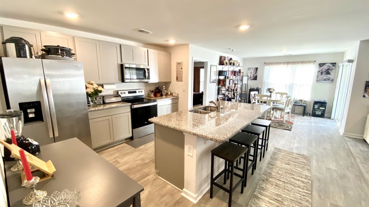 328 Woodcross Court Photo 21