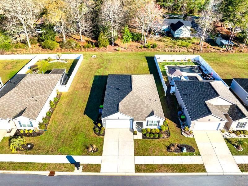 328 Woodcross Court Photo 51