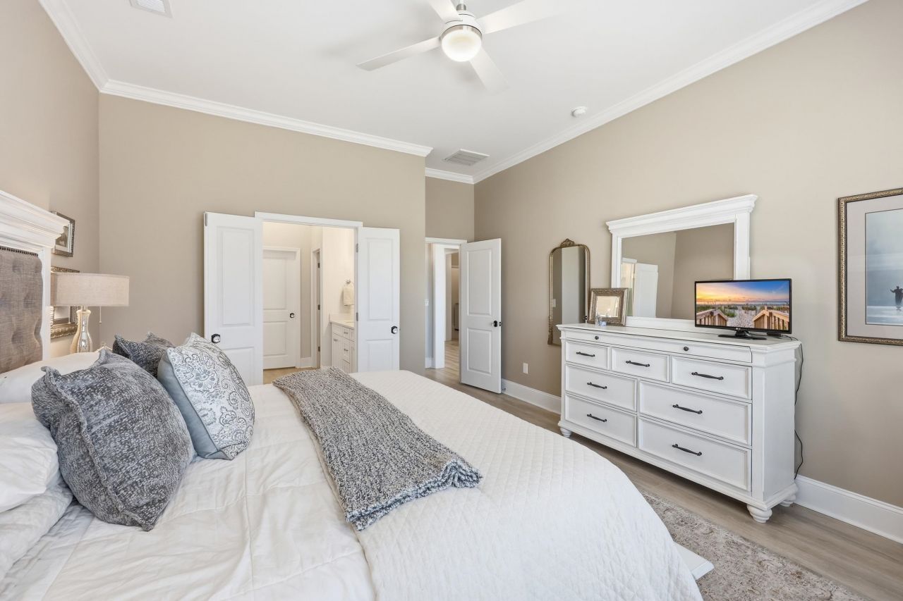 6431 Berg St. Photo 18