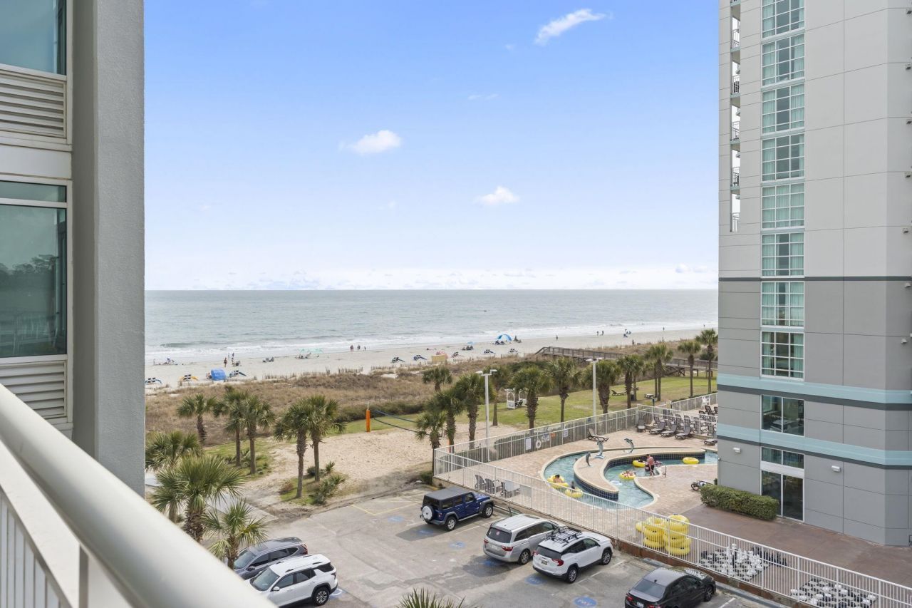 5300 N Ocean Blvd.  Photo 15