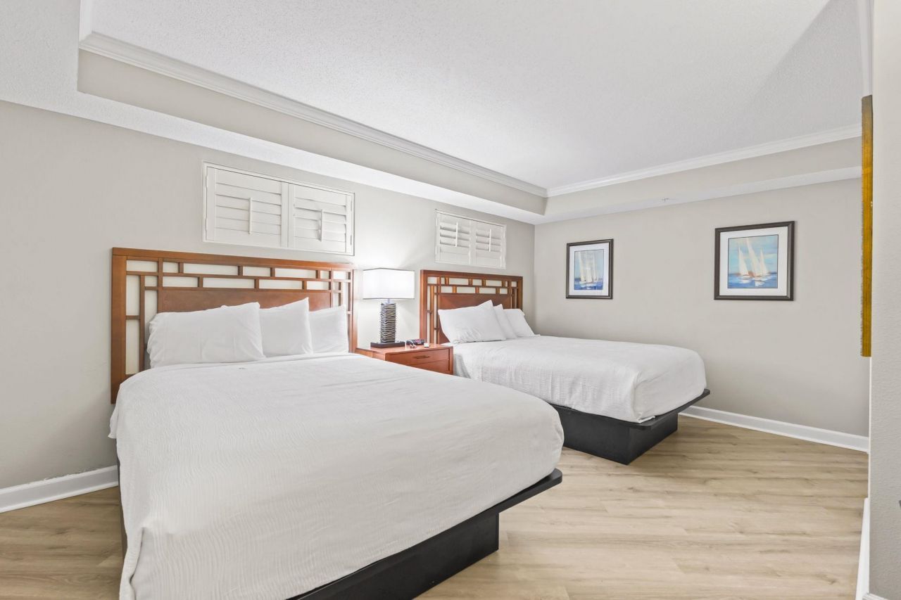 5300 N Ocean Blvd.  Photo 18