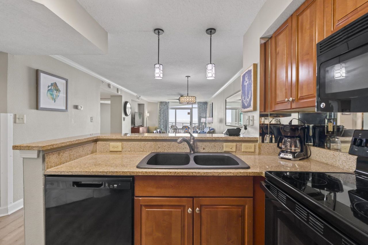 5300 N Ocean Blvd.  Photo 5