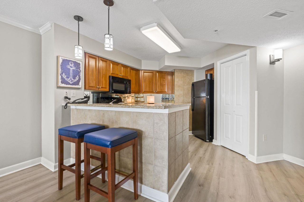 5300 N Ocean Blvd.  Photo 7