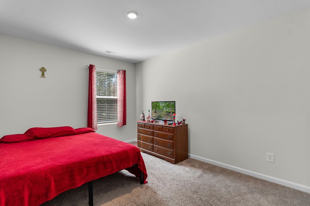 152 Wagner Cir. Photo 32