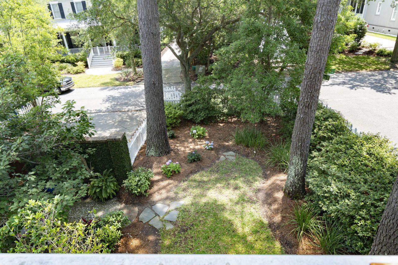 50 Serendipity Street Photo 27