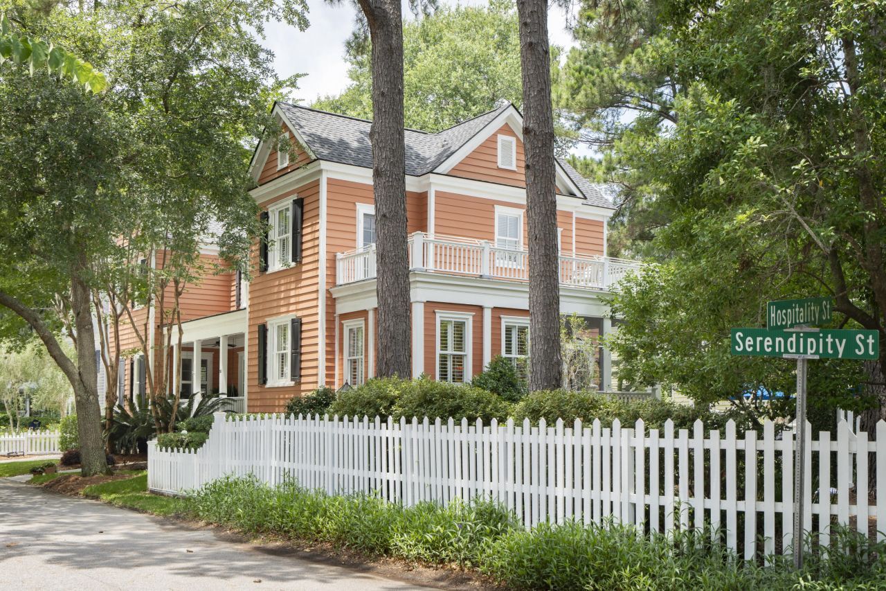 50 Serendipity Street Photo 35