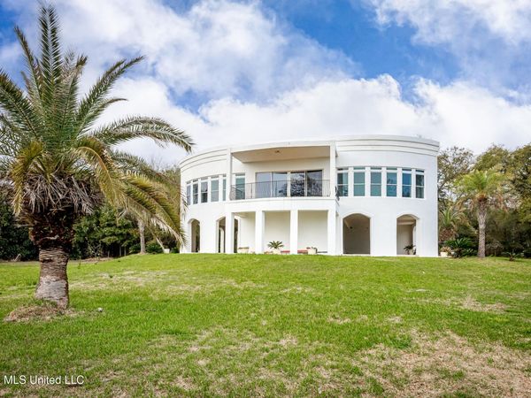9713 Point Aux Chenes Road, Ocean Springs, MS 39564