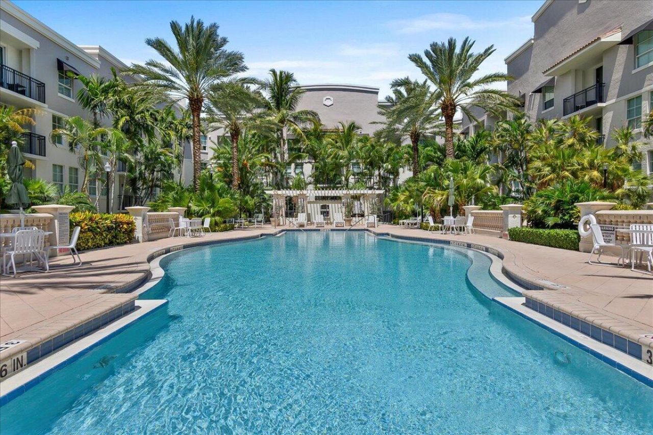 600 S Dixie Highway, Unit 250, West Palm Beach, FL 33401 Photo