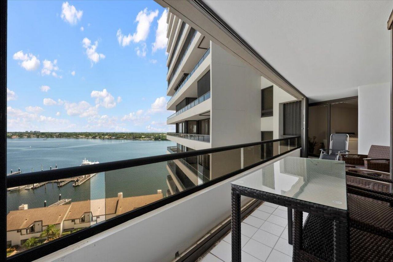 100 Lakeshore Drive, Unit 1154, North Palm Beach, FL 33408 Photo