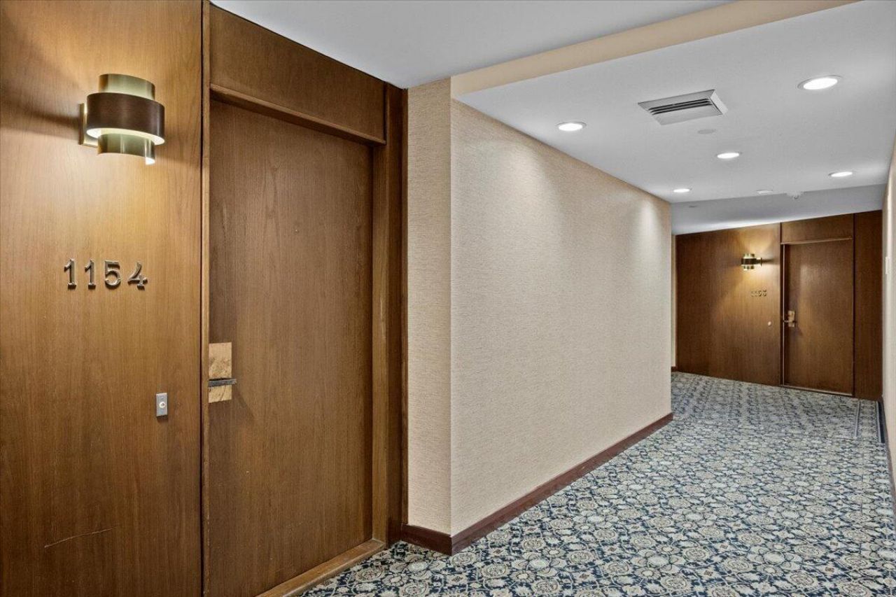 100 Lakeshore Drive, Unit 1154, North Palm Beach, FL 33408 Photo