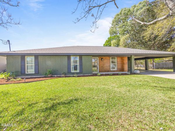 812 Alice Drive , Lafayette, LA 70503