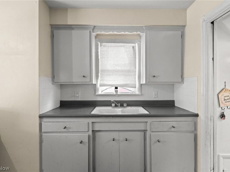 3817 Woodbridge Avenue, Cleveland, OH 44109 Photo 10