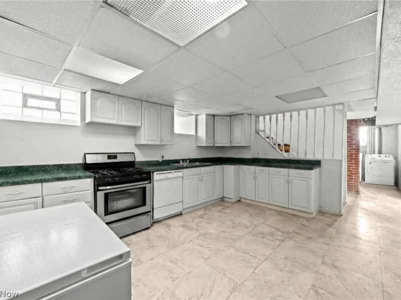 3817 Woodbridge Avenue, Cleveland, OH 44109 Photo 25