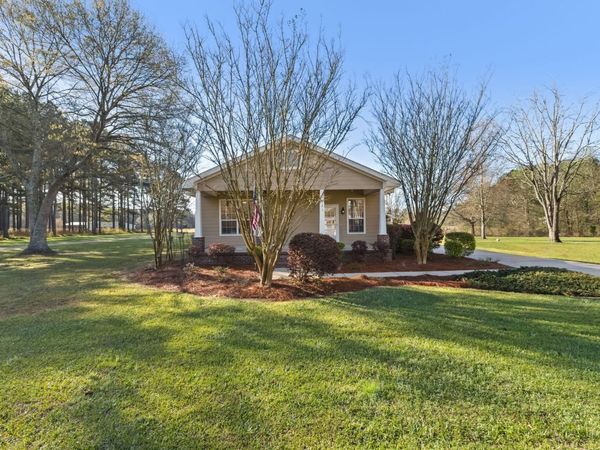 921 Luther Carter, Petal, MS 39465