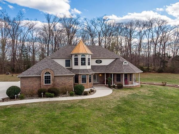 168 Maple Valley Ln, Cookeville, TN 38506