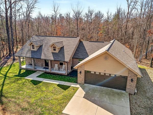 411 Cumberland Cove, Monterey, TN 38574