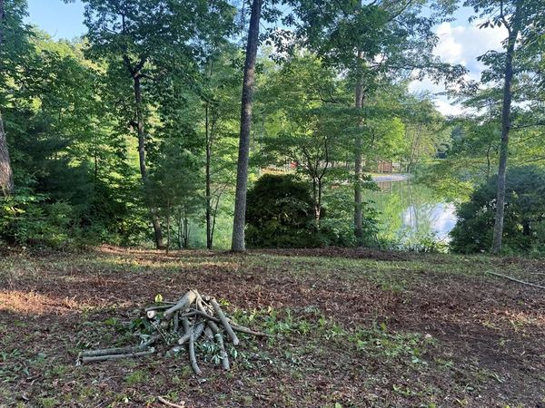231 Crockett Lake Drive, Crossville, TN 38572