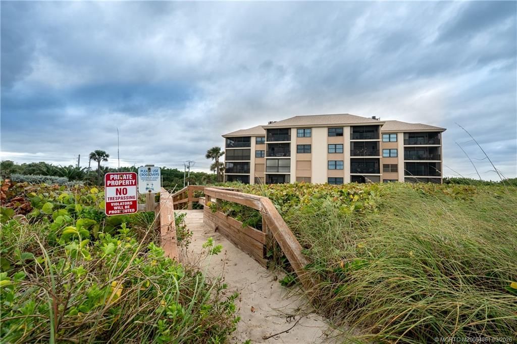 2641 NE Ocean Boulevard, Unit 405, Stuart, FL 34996 Photo