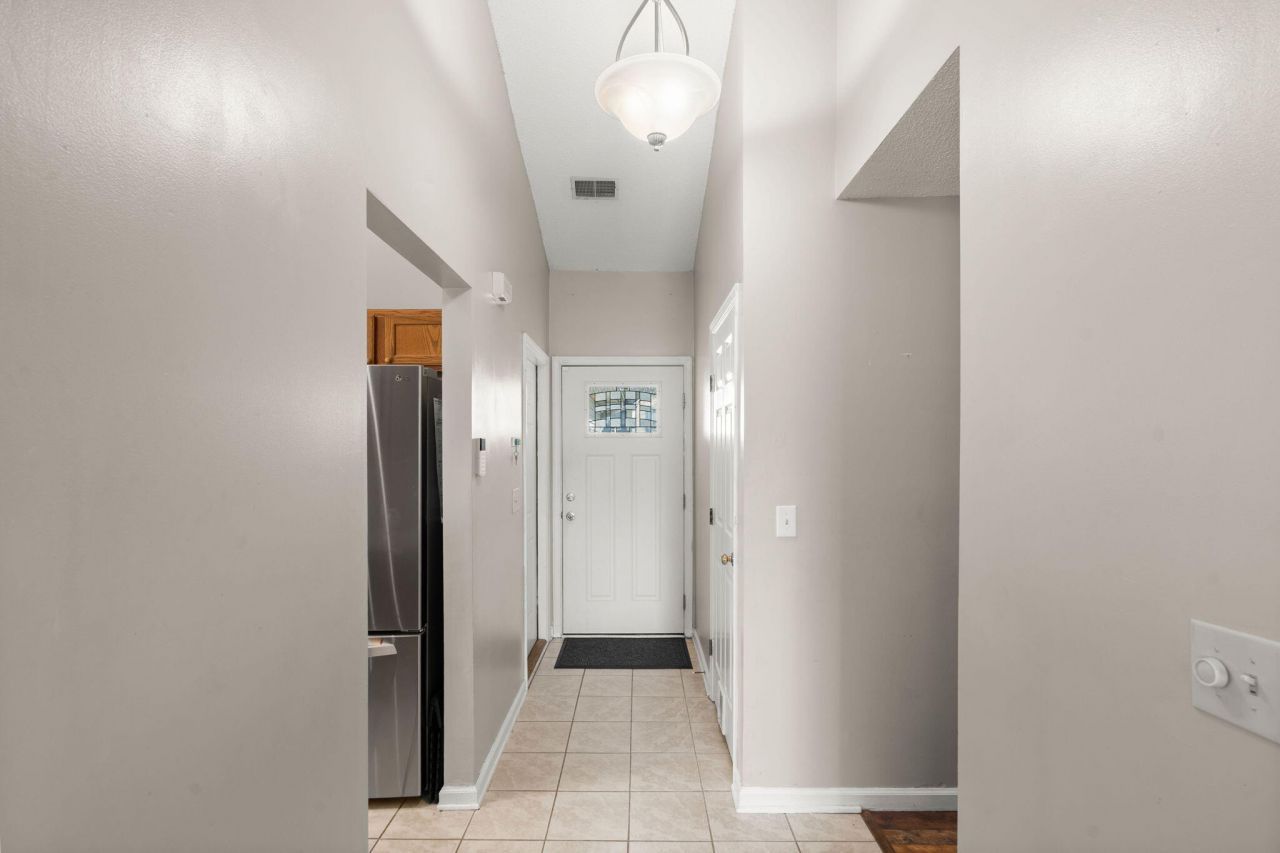 262 Okehampton Drive Photo 2