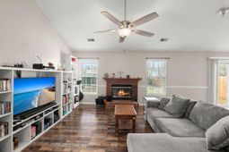 262 Okehampton Drive photo 4