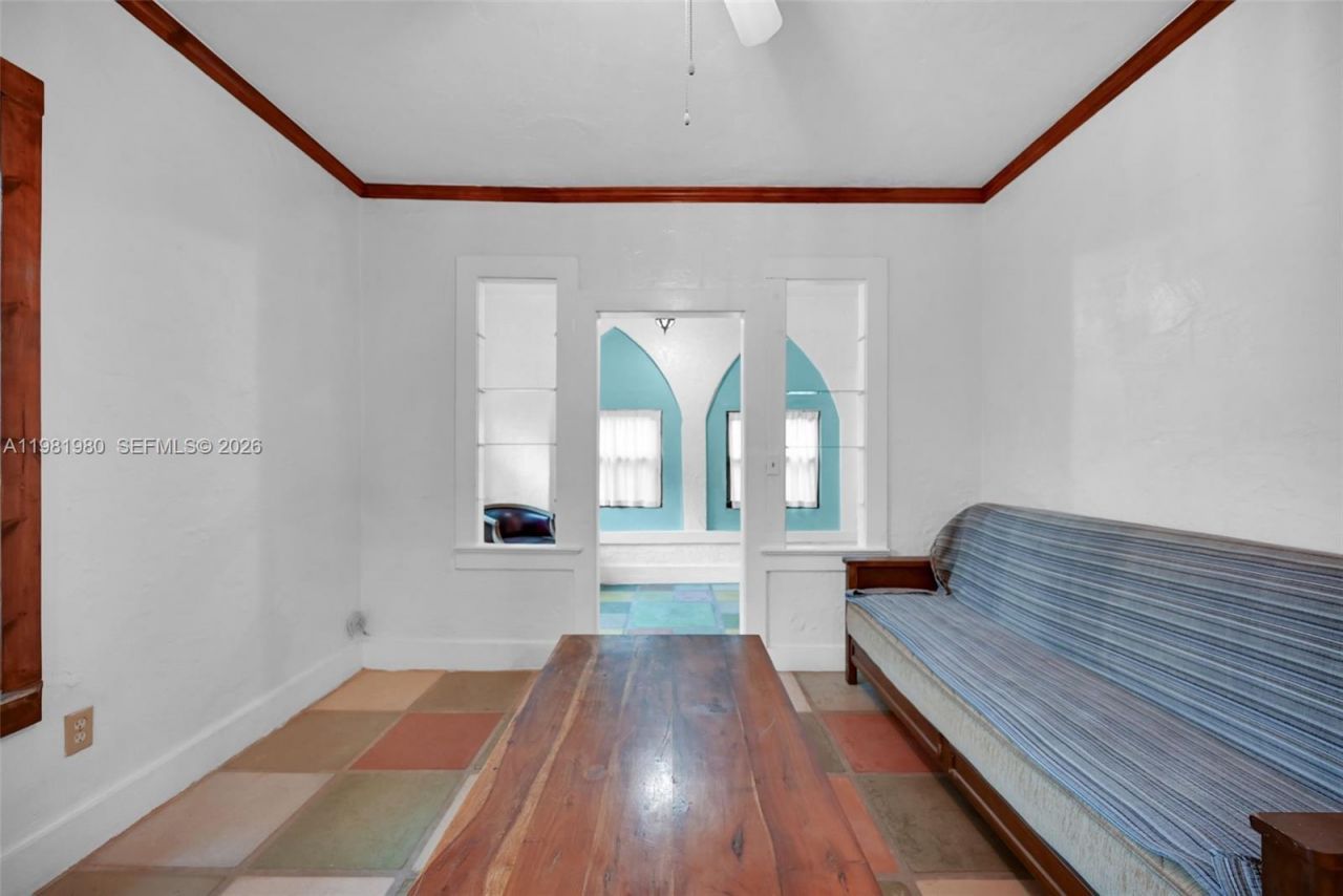 528 NW 47th St, Unit 2, Miami, FL 33127 Photo