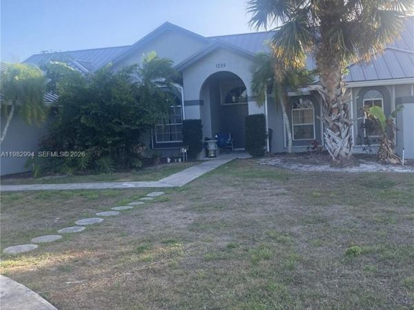 1285 Mayview Way , Wellington, FL 33414
