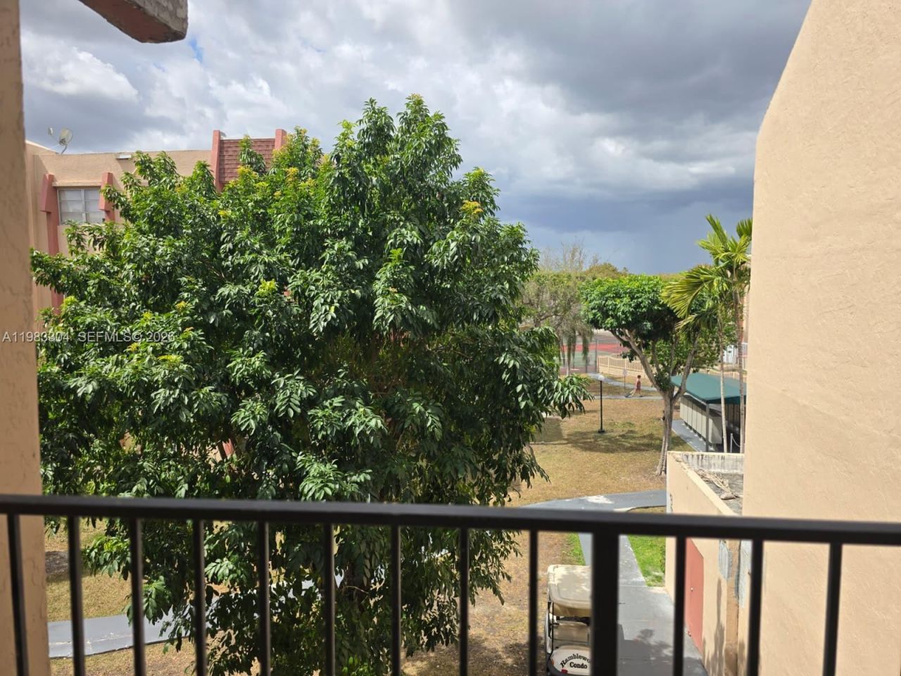 13715 Kendale Lakes Cir, Unit A-308, Miami, FL 33183 Photo