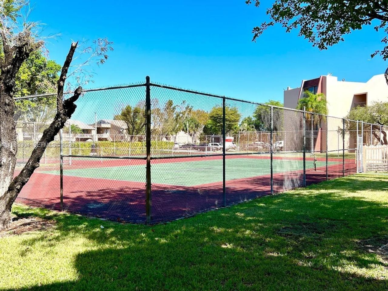 13715 Kendale Lakes Cir, Unit A-308, Miami, FL 33183 Photo