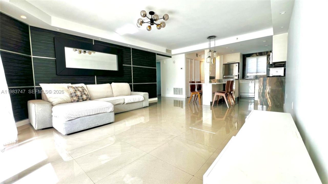 1700 NW N River Dr , Unit 404, Miami, FL 33125 Photo