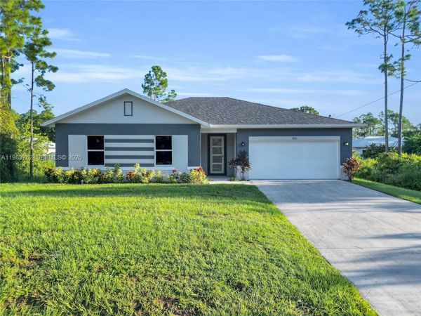 1108 Bainbridge ST , Lehigh Acres, FL 33974