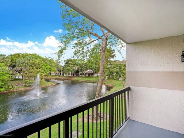 9992 Nob Hill Pl , Unit 9992, Sunrise, FL 33351