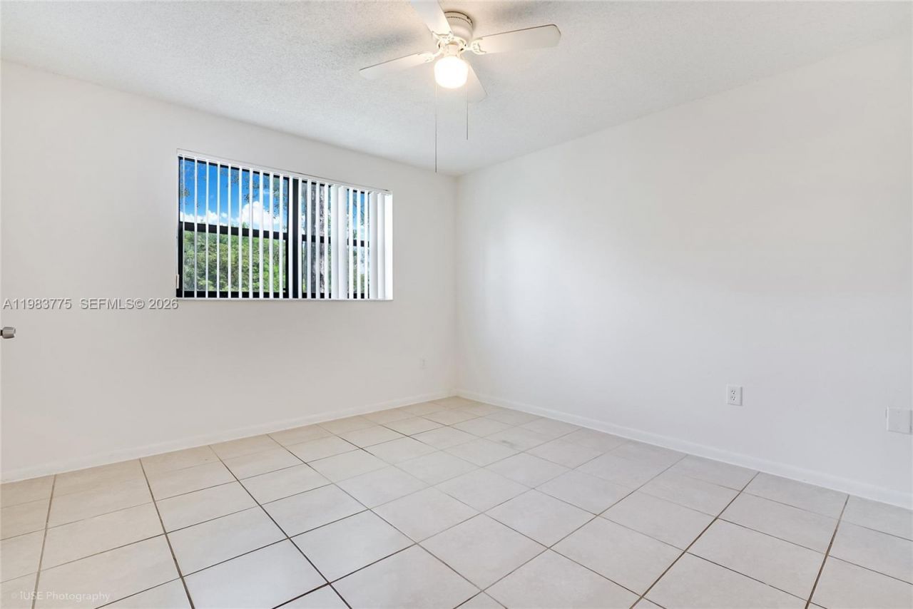 9992 Nob Hill Pl , Unit 9992, Sunrise, FL 33351 Photo