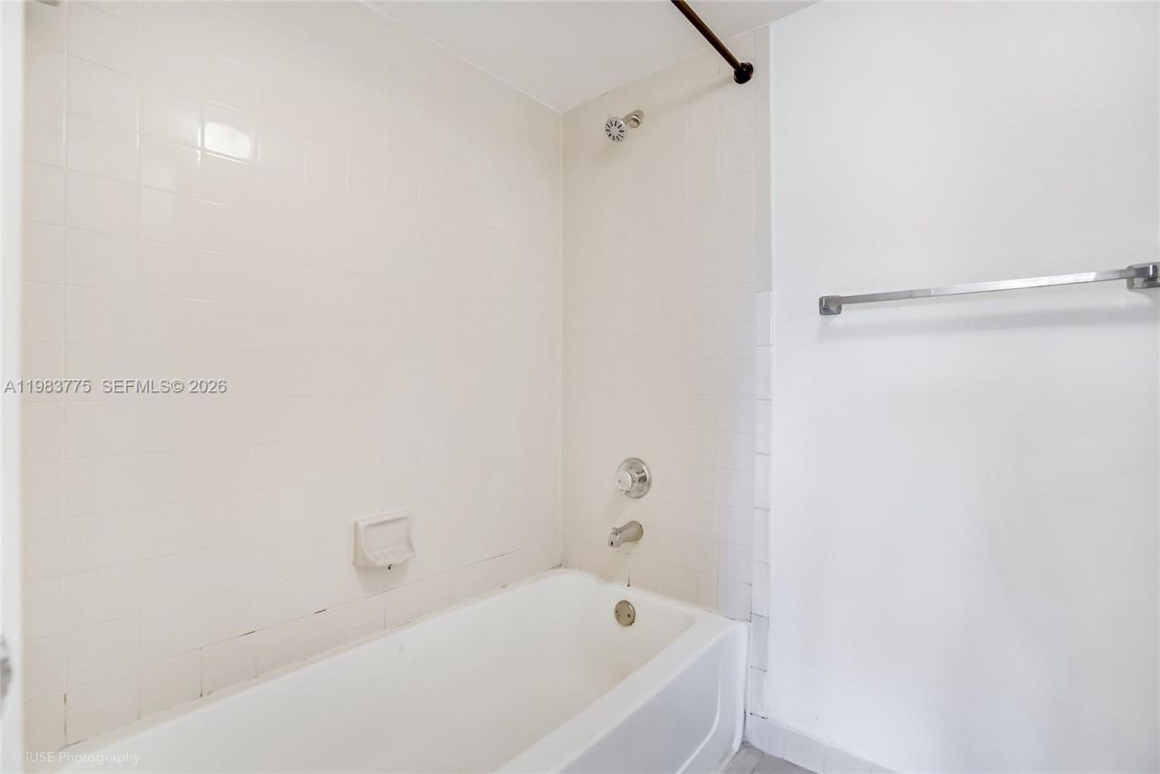 9992 Nob Hill Pl , Unit 9992, Sunrise, FL 33351 Photo