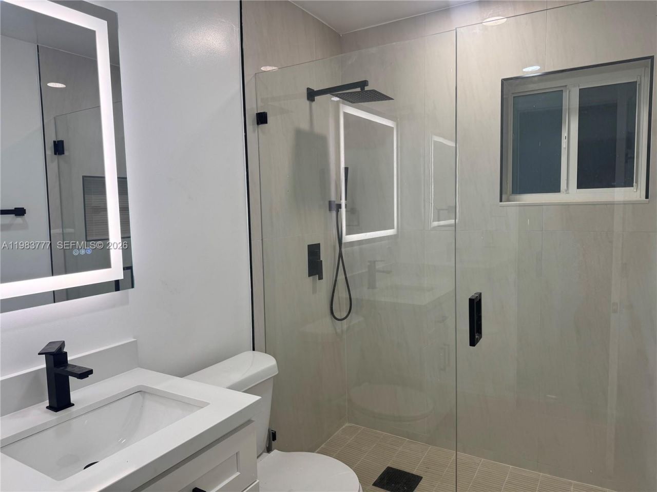 3920 Charles Ter , Miami, FL 33133 Photo