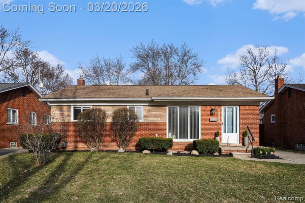 29680 Shackett Avenue, Madison Heights, MI 48071 Main Photo