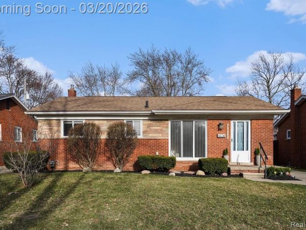 29680 Shackett Avenue, Madison Heights, MI 48071