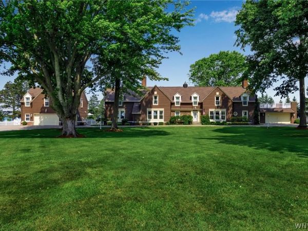 7110 Lake Shore Road, Derby, NY 14047