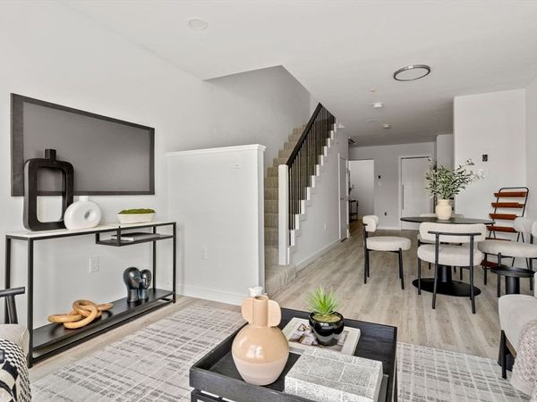 602 Canterbury, Unit 6, Boston, MA 02131