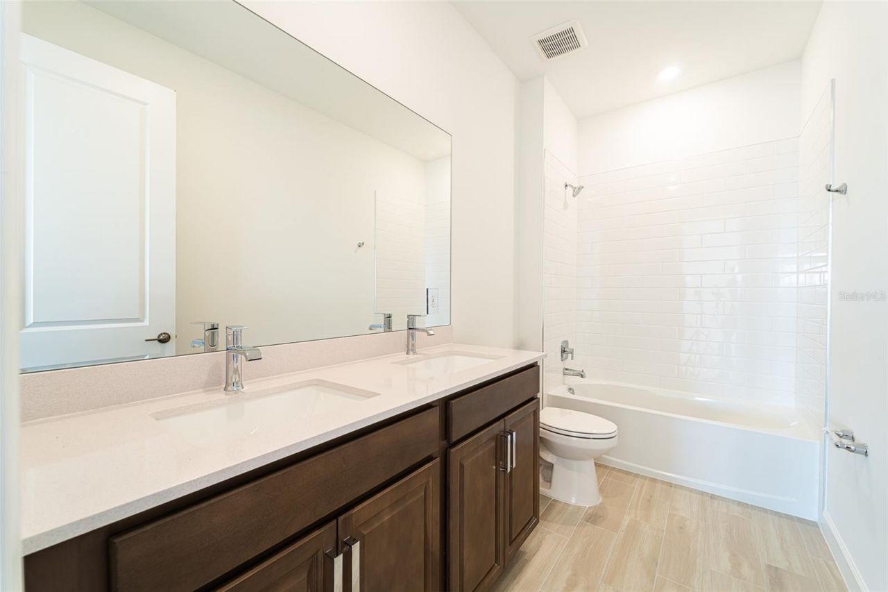 449 SE Fascino Circle, Port Saint Lucie, FL 34984 Photo