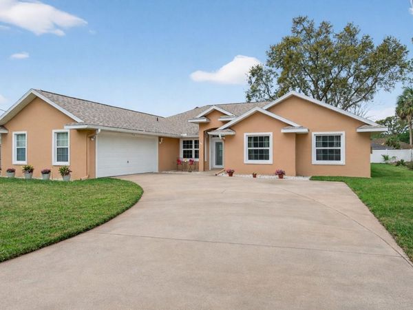 60 PICKERING DRIVE, PALM COAST, FL 32164