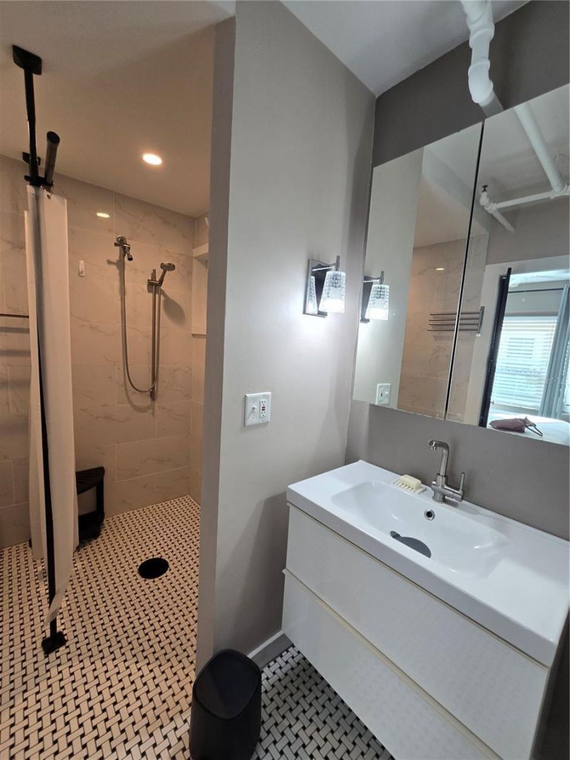 130 4th Avenue N, Unit 615, Saint Petersburg, FL 33701 Photo