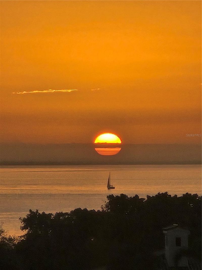 130 4th Avenue N, Unit 615, Saint Petersburg, FL 33701 Photo